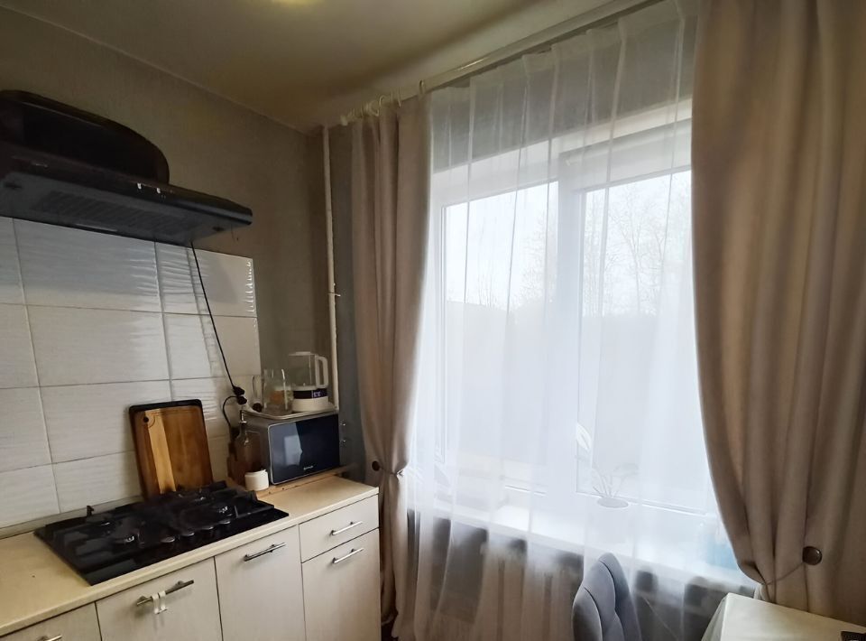 квартира г Череповец р-н Северный ул Молодежная 19 фото 12