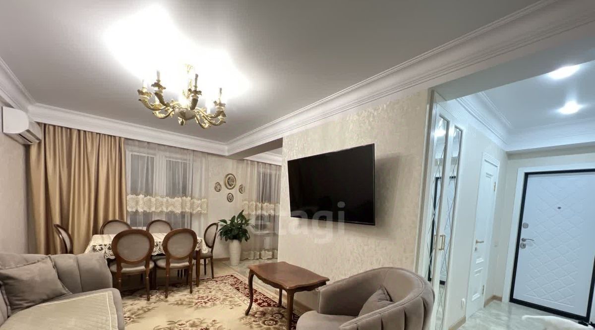 квартира г Махачкала р-н Ленинский ул Ирчи Казака 124г фото 1