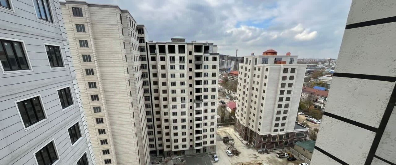 квартира г Махачкала р-н Ленинский ул Азизова 41 фото 3