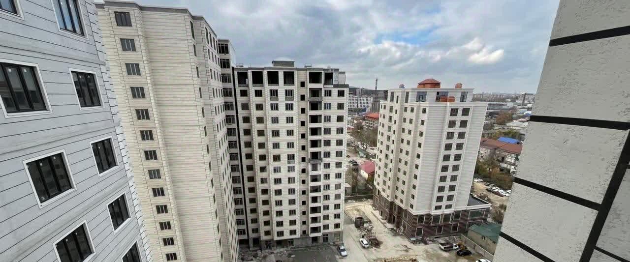 квартира г Махачкала р-н Ленинский ул. Бугленская, 10А фото 4