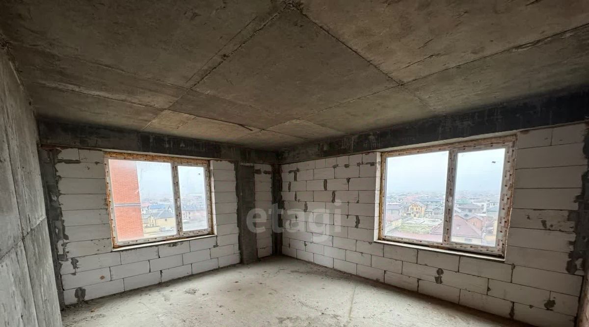 квартира г Каспийск ул Зейнудина Батманова 3ак/2 фото 3
