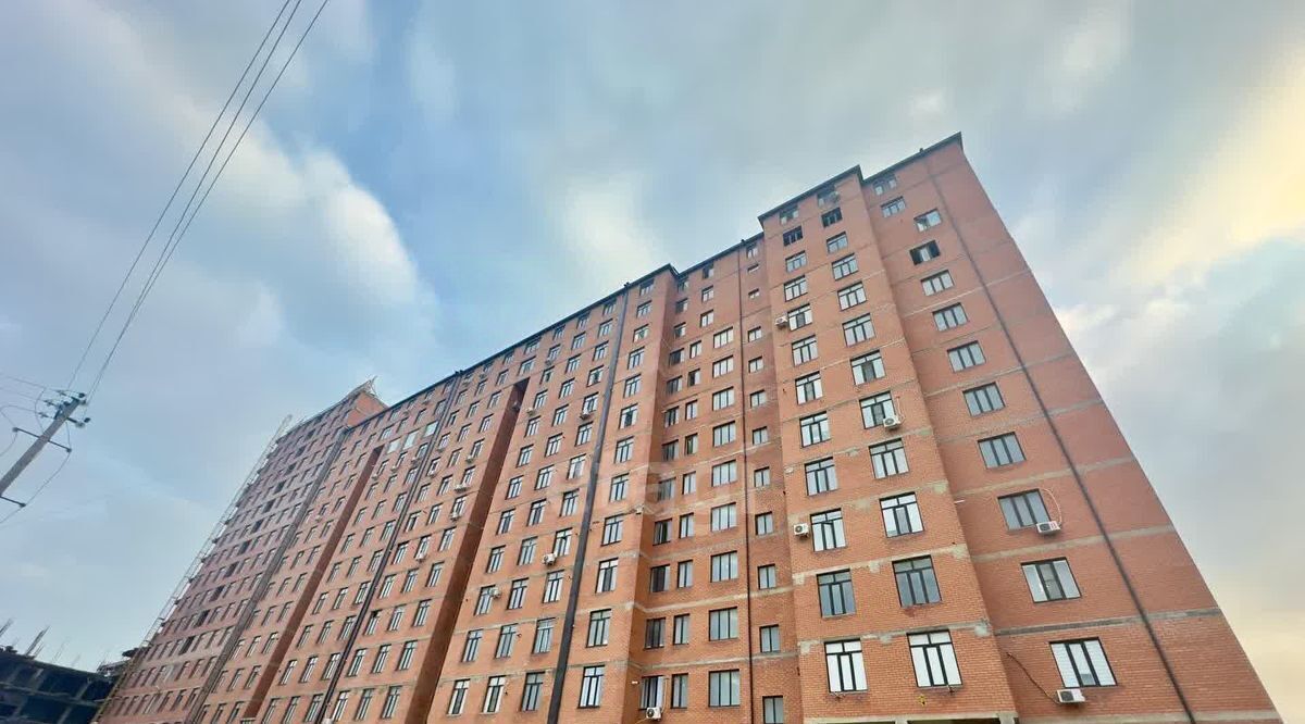 квартира г Махачкала р-н Ленинский ул. Халимбекаульская, 33 Бк 2 фото 3