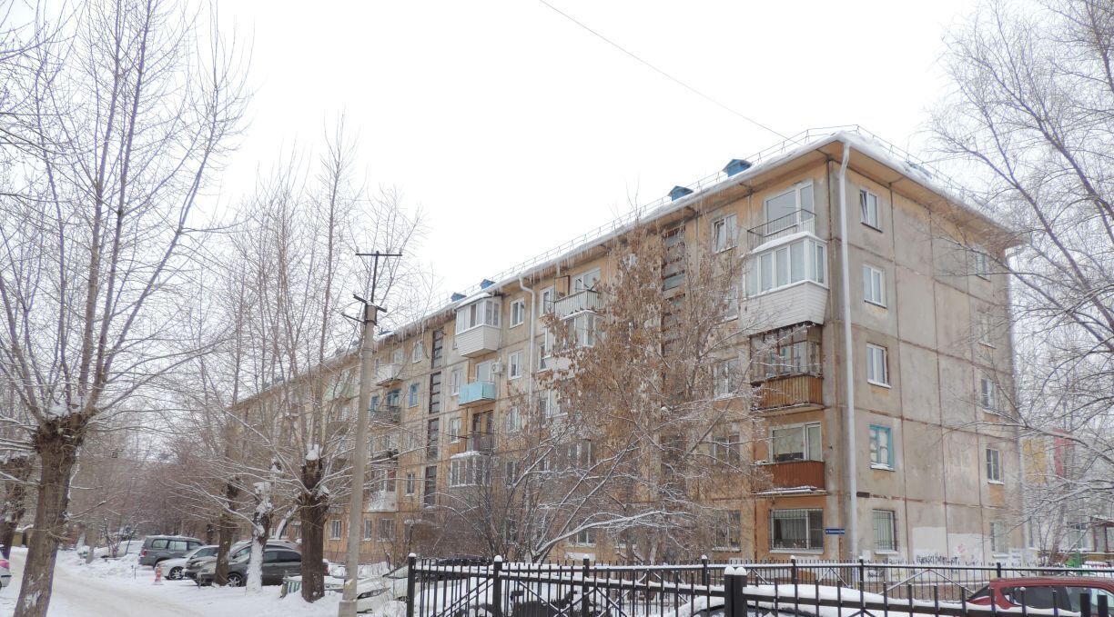 квартира г Омск р-н Центральный ул Багратиона 11б пос. Амурский фото 33