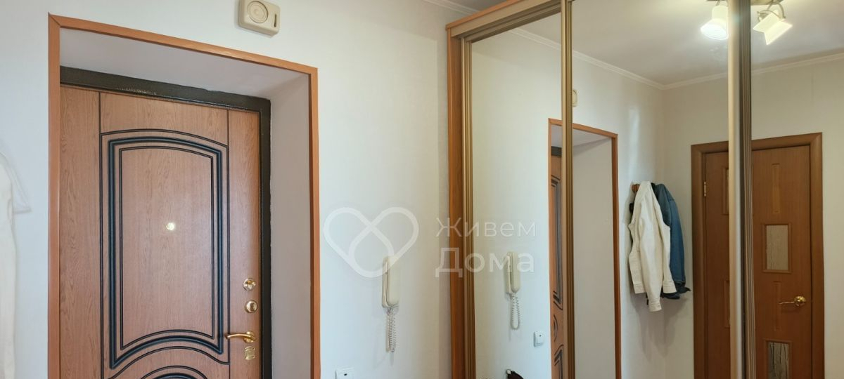 квартира г Волгоград ул им. Жолудева 19а фото 8