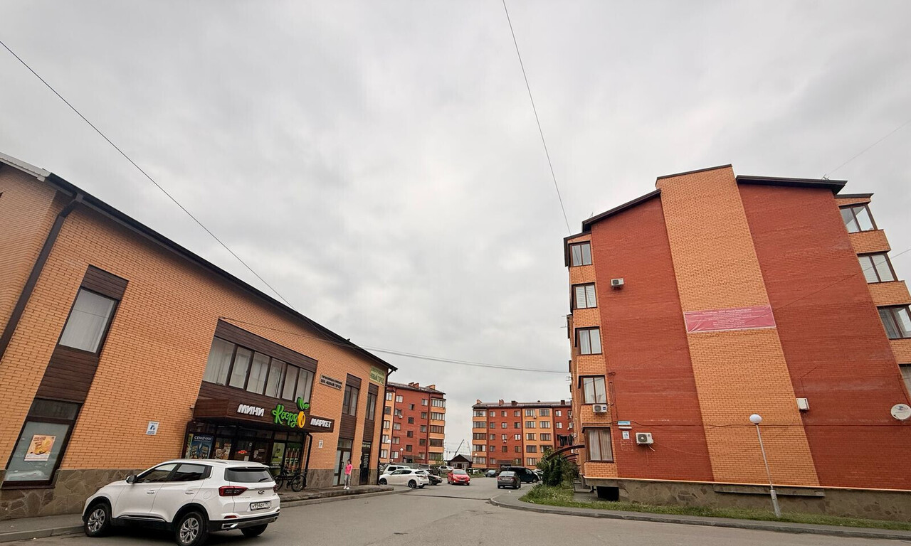 квартира г Владикавказ р-н Северо-Западный ул Весенняя 39 фото 5