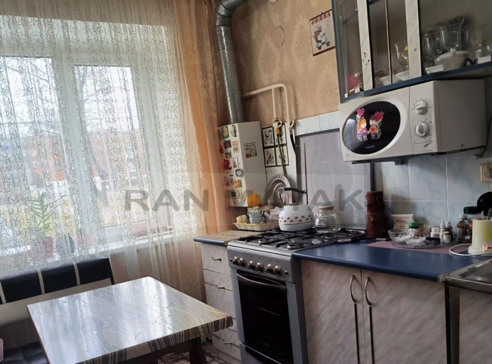 квартира г Майкоп ул 8 Марта 1 фото 8