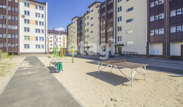 ул Мира 29а квартал «Клевер» сельское поселение Боровский фото
