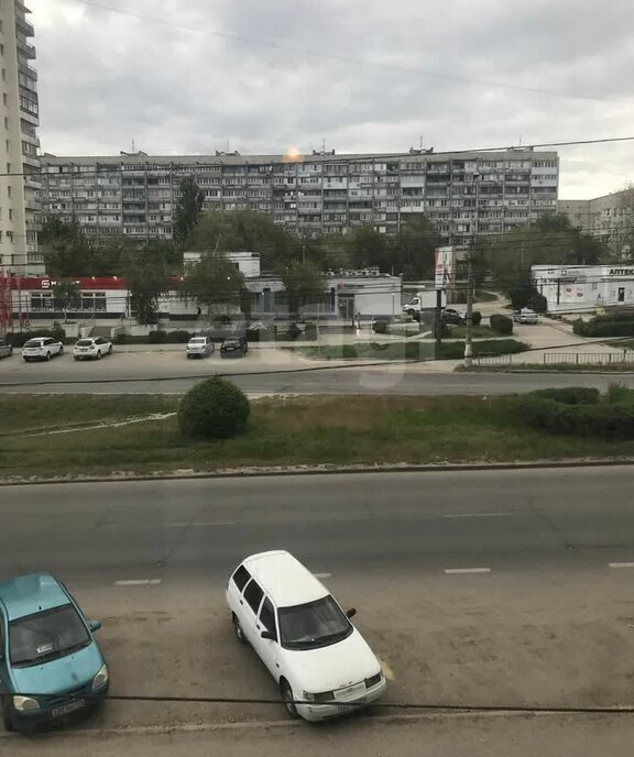 квартира г Волгоград р-н Краснооктябрьский ул им. маршала Еременко 100 фото 20