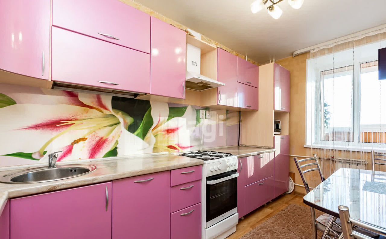 квартира г Екатеринбург р-н Верх-Исетский ул. Металлургов, 44А фото 1
