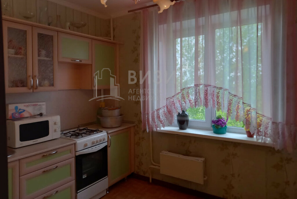квартира р-н Нижнекамский г Нижнекамск ул Южная 2 городское поселение Нижнекамск фото 4