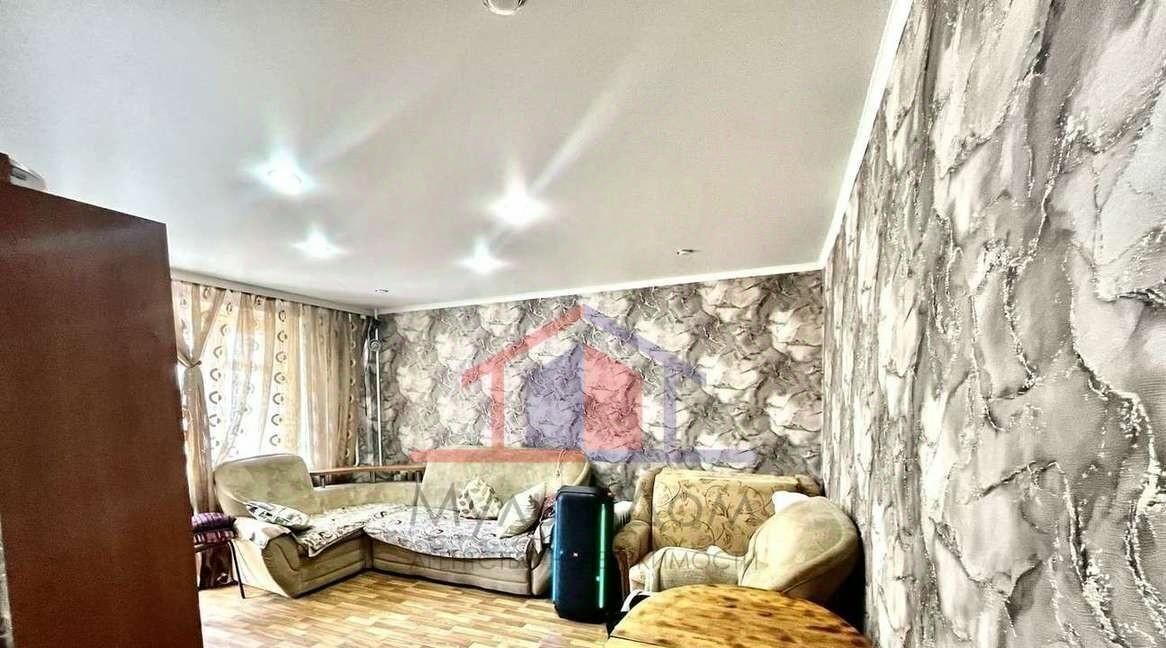 квартира г Старый Оскол Рудничный микрорайон 13 фото 2