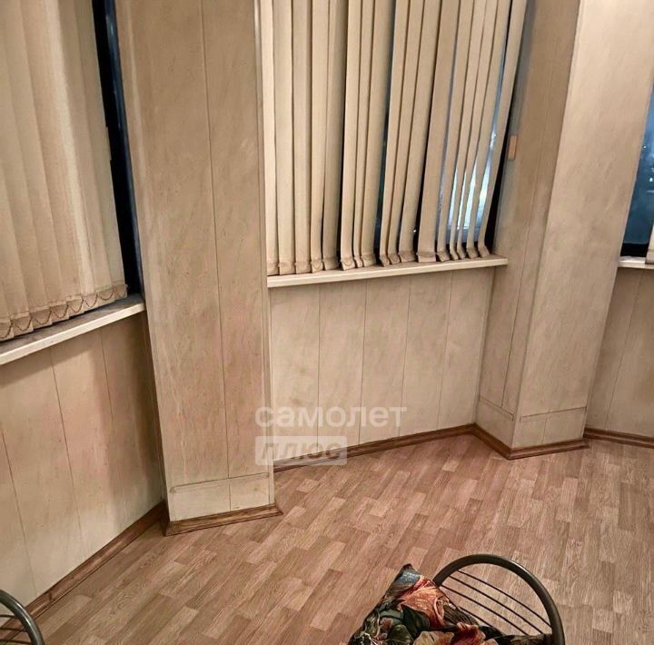 квартира г Курск р-н Центральный ул Белинского 3 фото 16