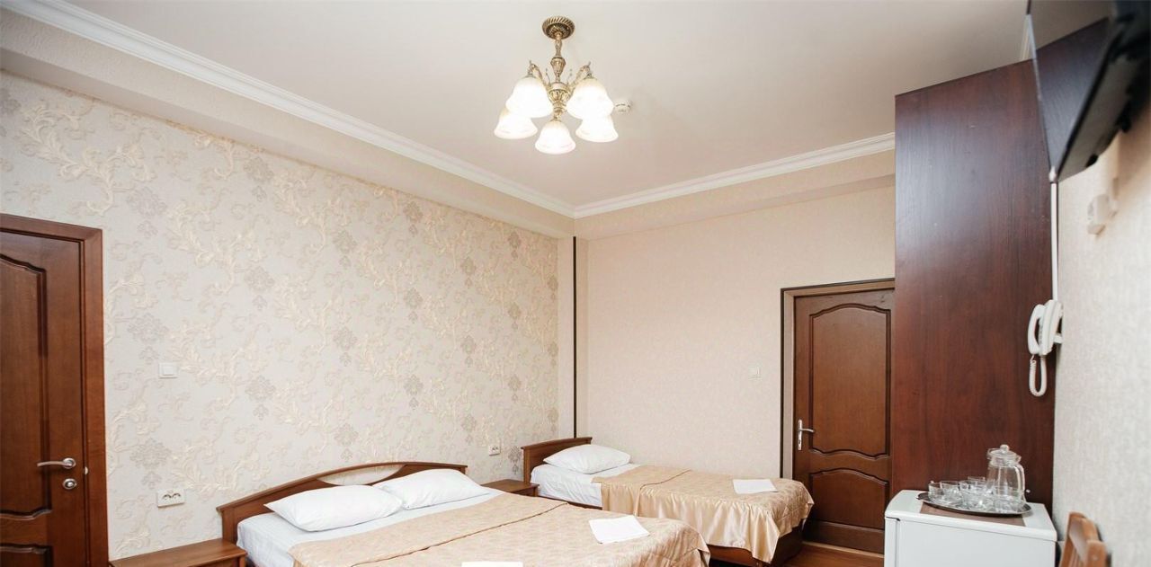 комната г Сочи р-н Адлерский ул Ленина 59а фото 1