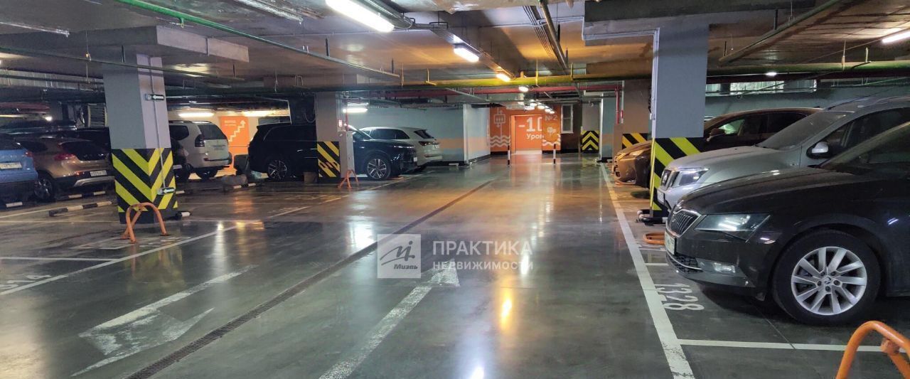 гараж г Москва САО б-р Кронштадтский 6к/2 фото 3