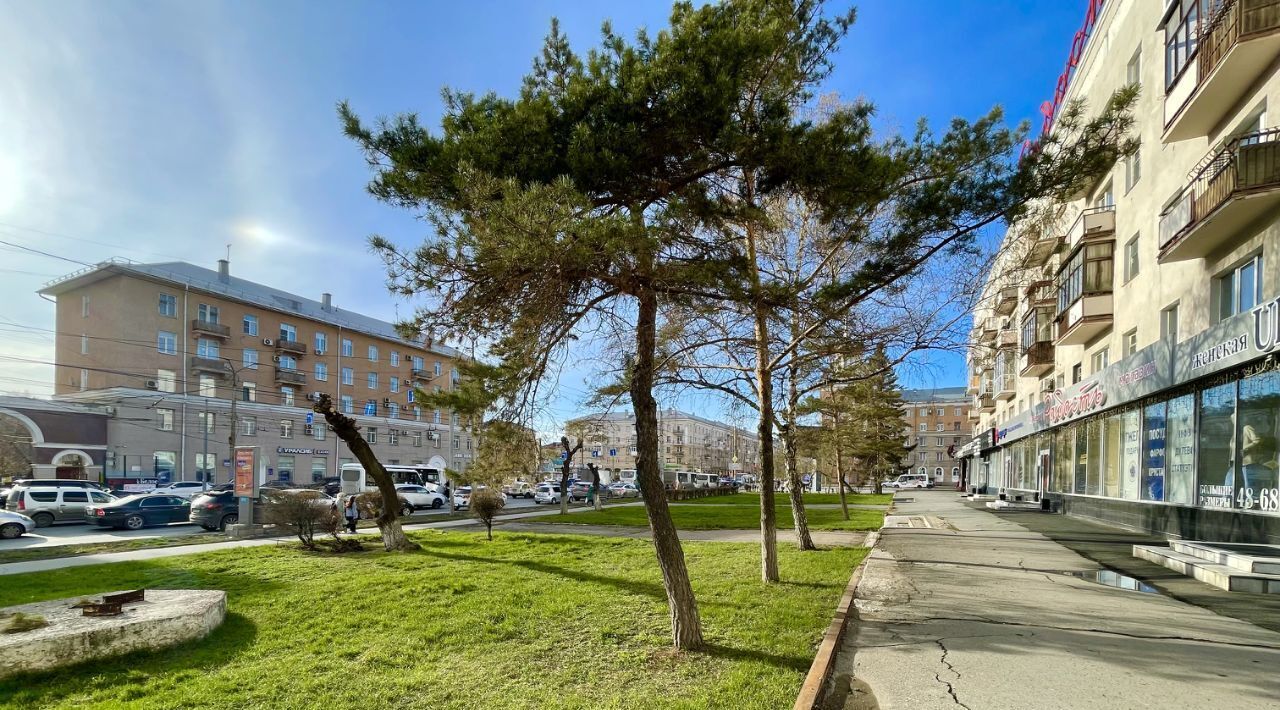 квартира г Омск р-н Центральный пр-кт Карла Маркса 31 фото 19