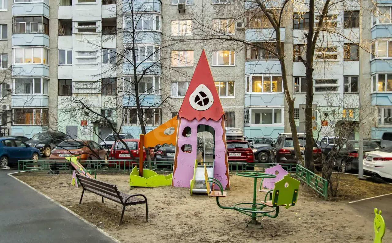 квартира г Тюмень р-н Центральный ул 50 лет Октября 23 Центральный административный округ фото 21