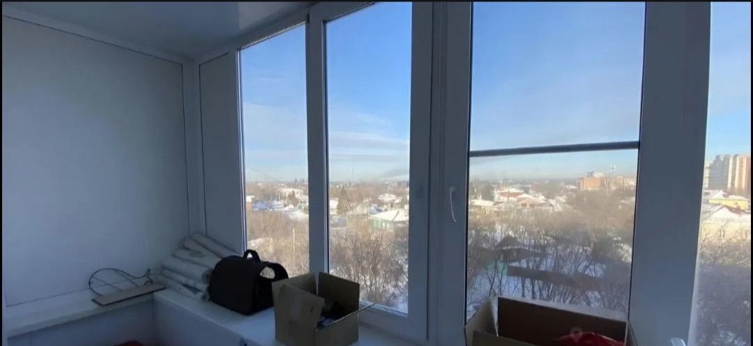 квартира г Омск р-н Кировский ул Менжинского 1в фото 6