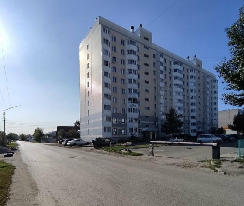 квартира г Барнаул р-н Железнодорожный ул Колесная 12 фото 2