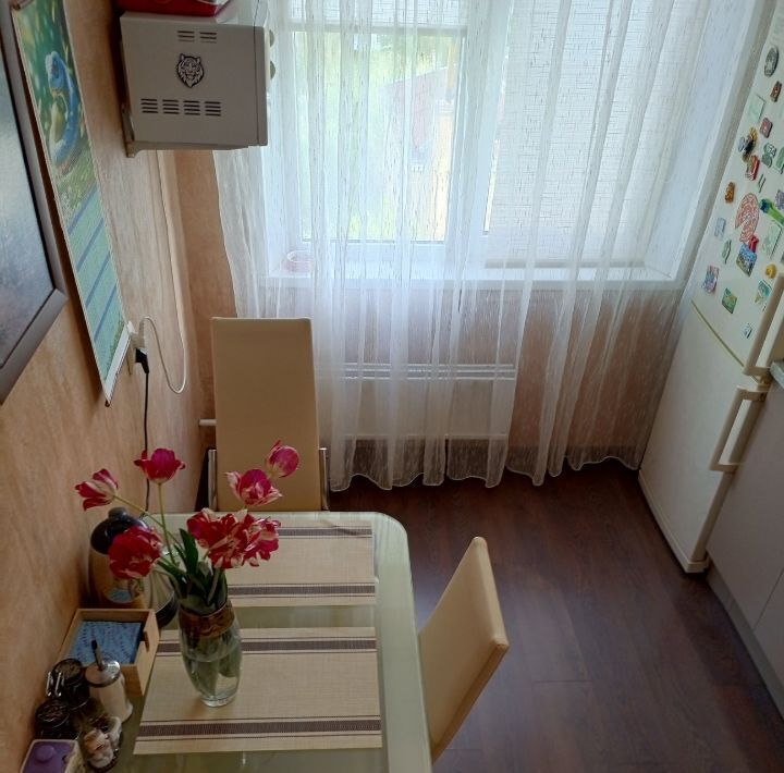 квартира г Волгоград р-н Тракторозаводский ул им. академика Богомольца 10 фото 3