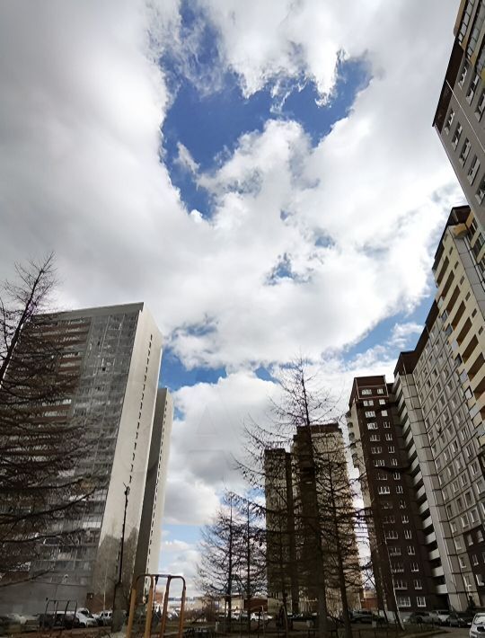 квартира г Екатеринбург р-н Кировский ул 40-летия Комсомола 32а фото 3