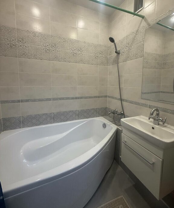 квартира г Тольятти р-н Автозаводский 16 квартал ул Дзержинского 24 фото 17