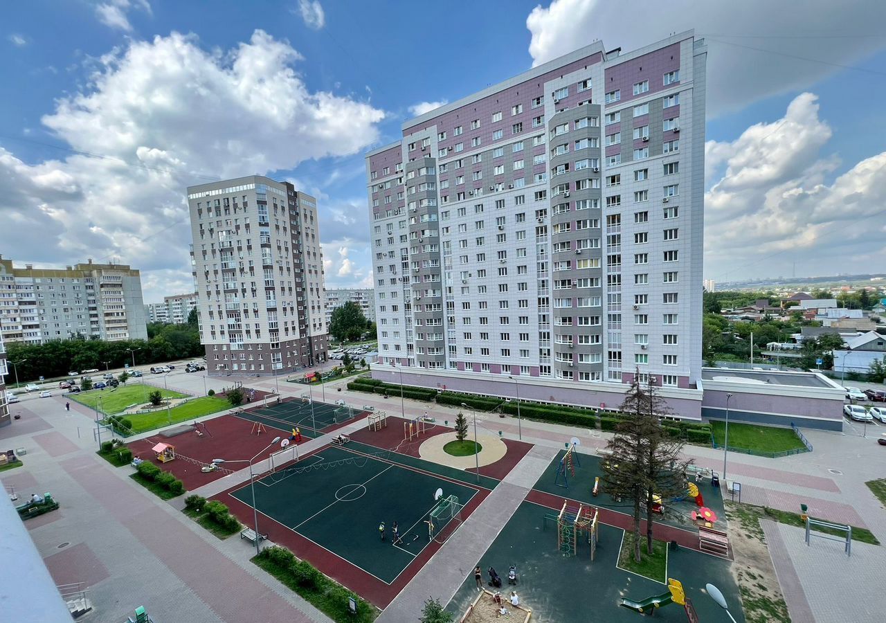 квартира г Омск р-н Кировский ул Конева 8 фото 9