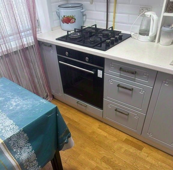 квартира г Оренбург р-н Центральный пр-кт Победы 121 фото 2