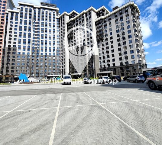 улица Александра Полина, 1 фото