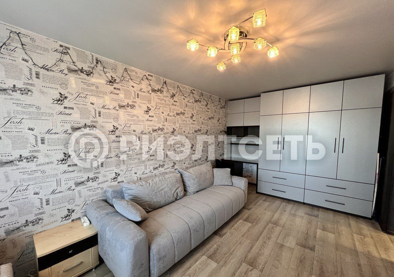 квартира г Мурманск р-н Ленинский ул Свердлова 46а фото 2