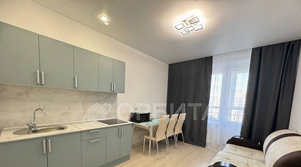 квартира г Тюмень р-н Центральный ул Мельникайте 2к/17 фото 1
