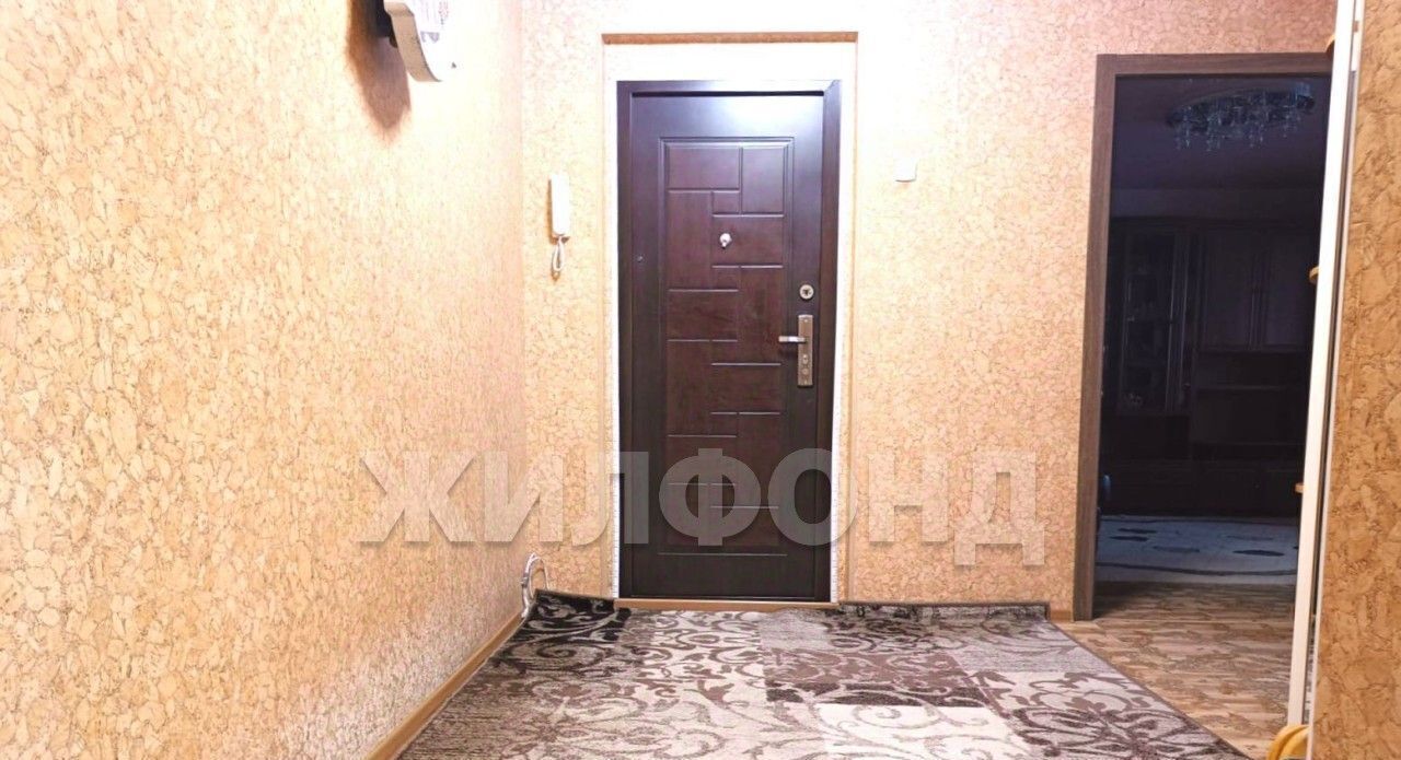 квартира г Новосибирск р-н Октябрьский Золотая Нива ул В.Высоцкого 46 фото 4