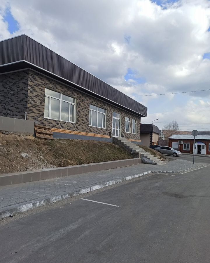 торговое помещение г Тында ул Аямовская 1а фото 1