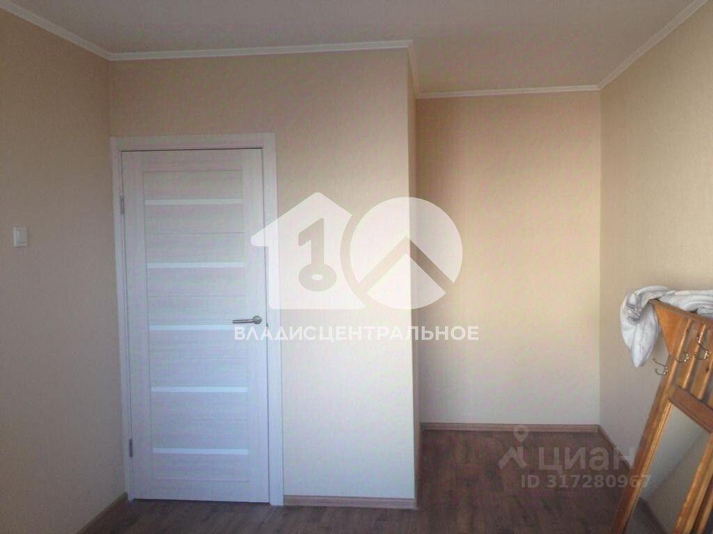 квартира г Новосибирск р-н Кировский ул Комсомольская 4 фото 3