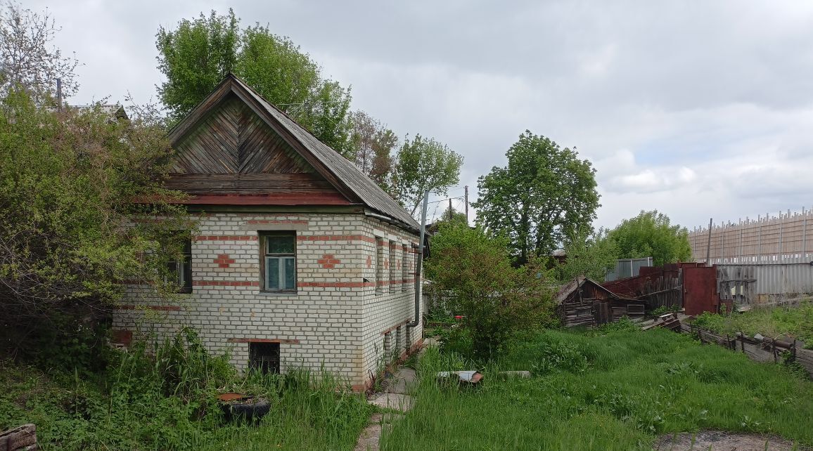 дом г Саратов р-н Октябрьский пр-д 1-й Овражный 2б фото 2