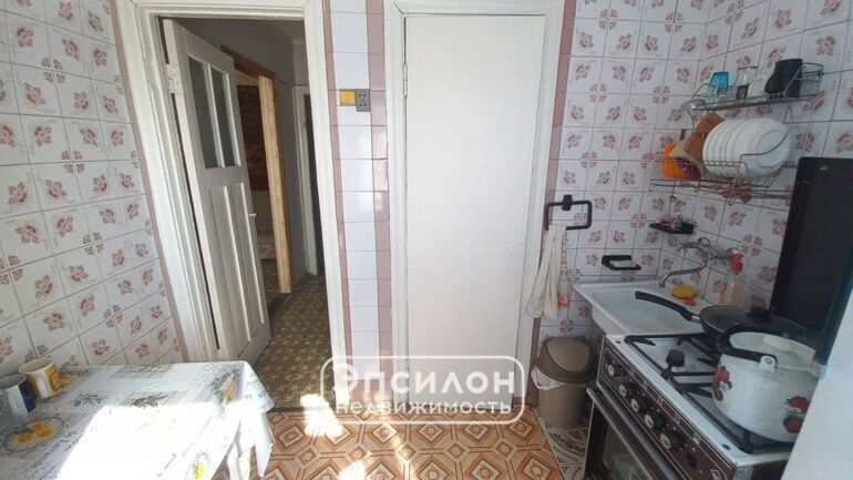 квартира г Курск р-н Центральный ул Димитрова 9 фото 8
