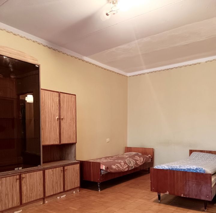 квартира г Саратов р-н Фрунзенский ул Белоглинская 75/81 фото 6