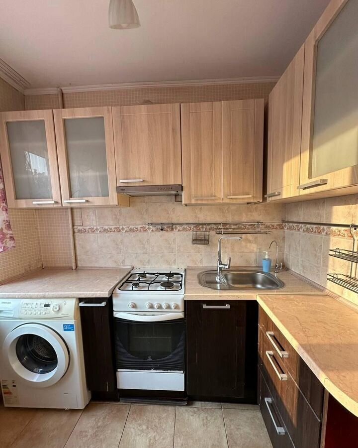 квартира г Калининград р-н Центральный ул Бассейная 49 фото 1