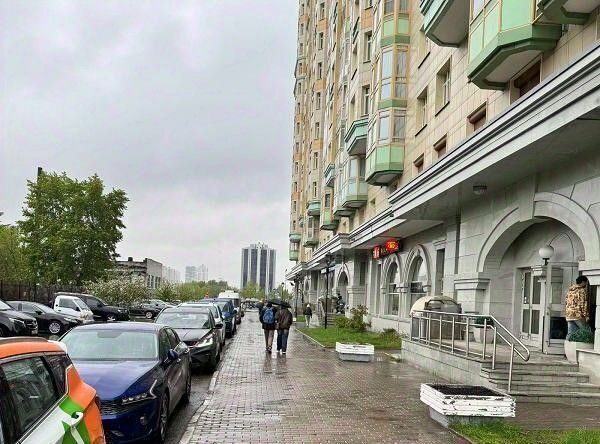 метро Университет пр-кт Ломоносовский 25к/1 муниципальный округ Раменки фото