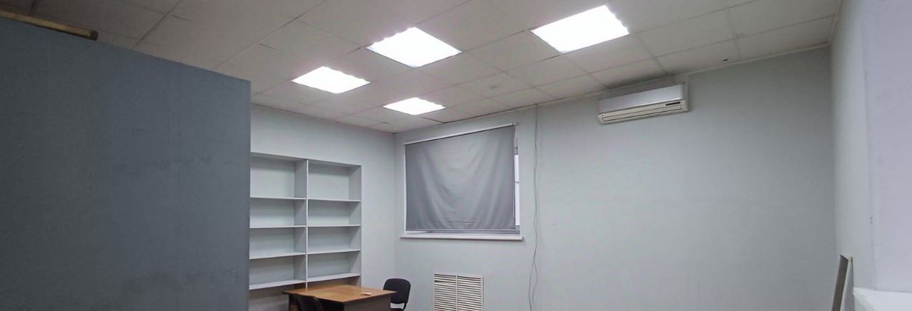 торговое помещение г Курган ул Карельцева 13 фото 2