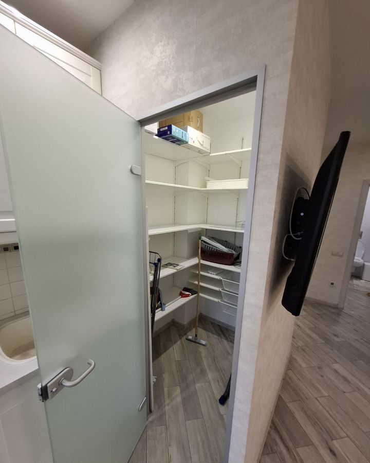 квартира г Омск р-н Кировский б-р Архитекторов 8 Кировский АО фото 5