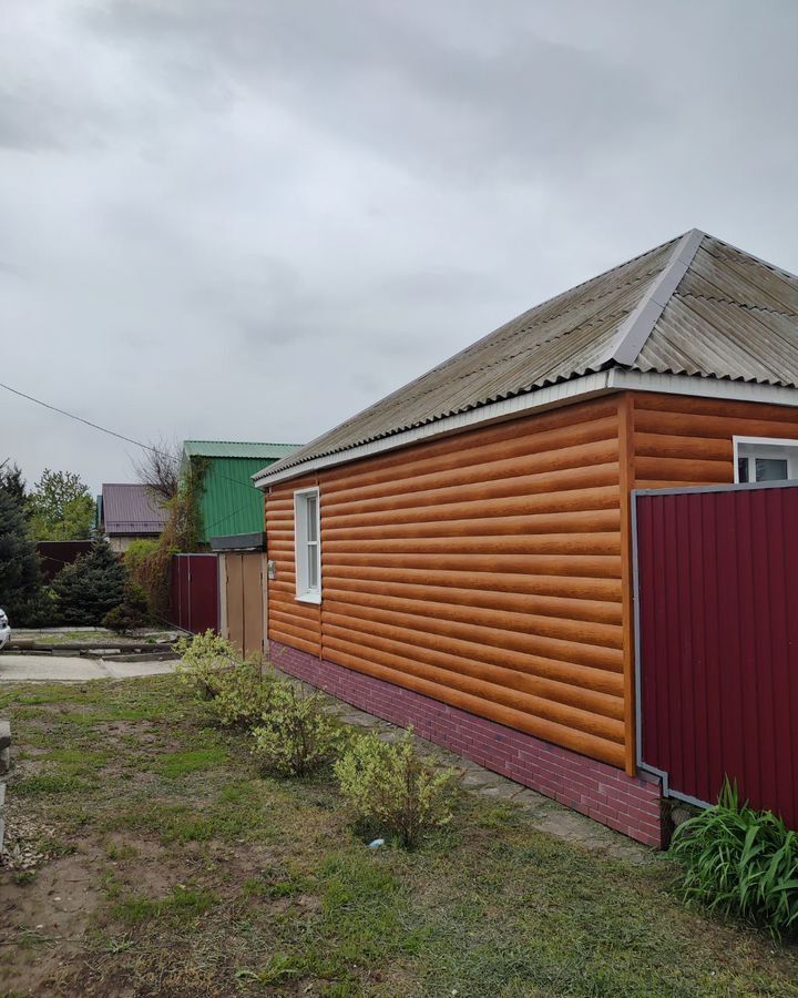 дом г Балаково ул Комарова 96 Балаковский р-н, муниципальное образование фото 2