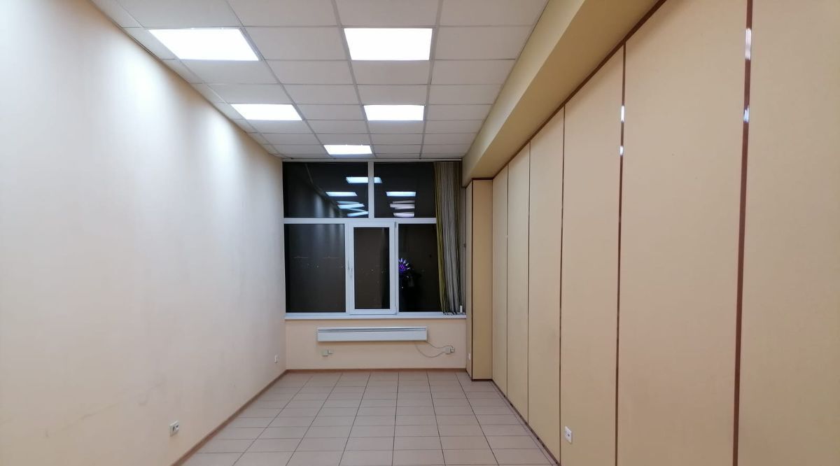 офис г Красноярск р-н Октябрьский ул Академика Киренского 89 фото 1