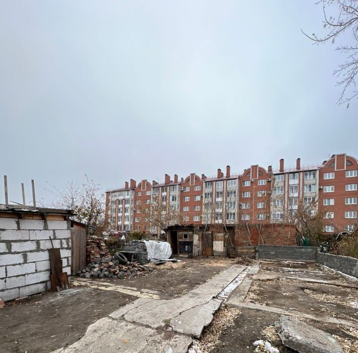 дом г Омск р-н Октябрьский ул 2-я Линия 135 фото 16