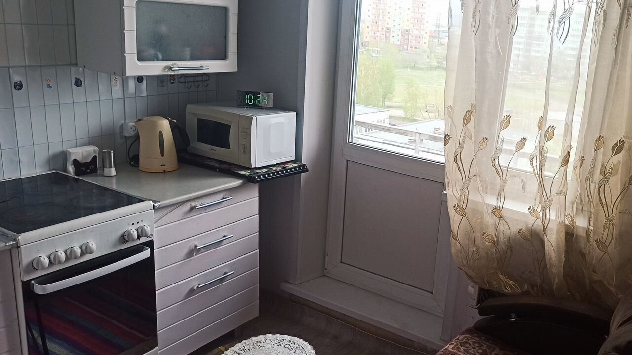 квартира г Красноярск р-н Советский ул Микуцкого 6 фото 4