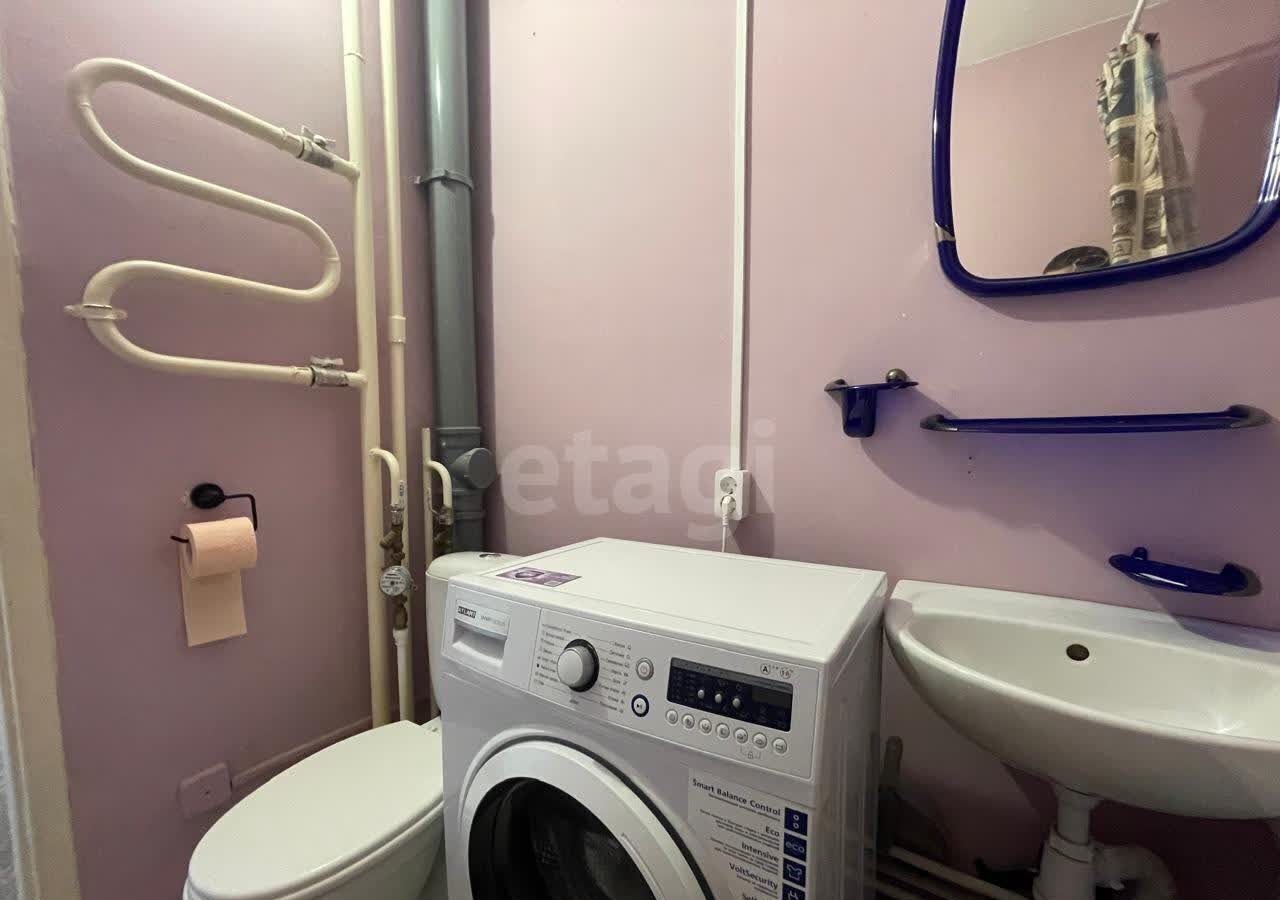 квартира г Омск р-н Центральный ул 24-я Северная 93к/4 фото 11