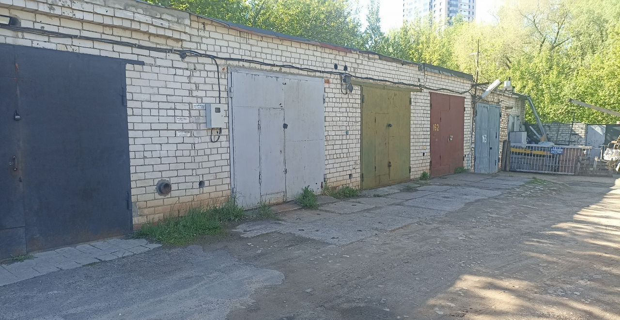 гараж г Казань р-н Советский пр-кт Победы 161 Республика Татарстан Татарстан фото 1
