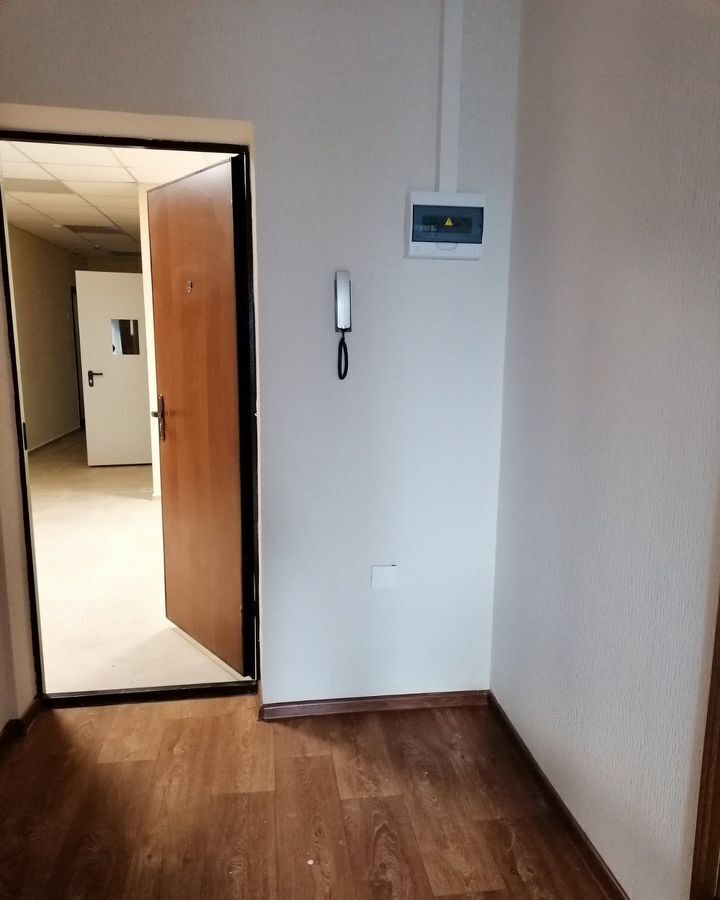 квартира г Симферополь ул Индустриальная 28к/2 фото 9
