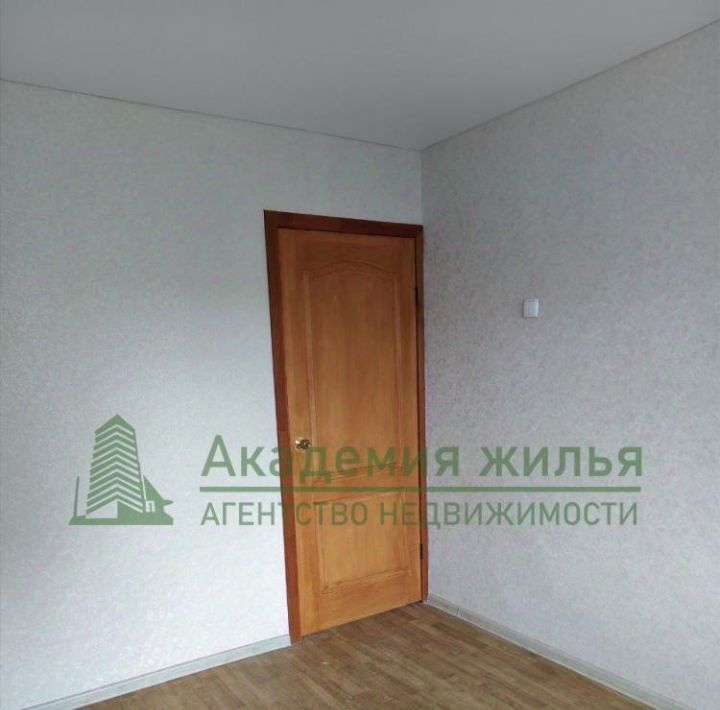 квартира г Энгельс ул Кожевенная 10 фото 10