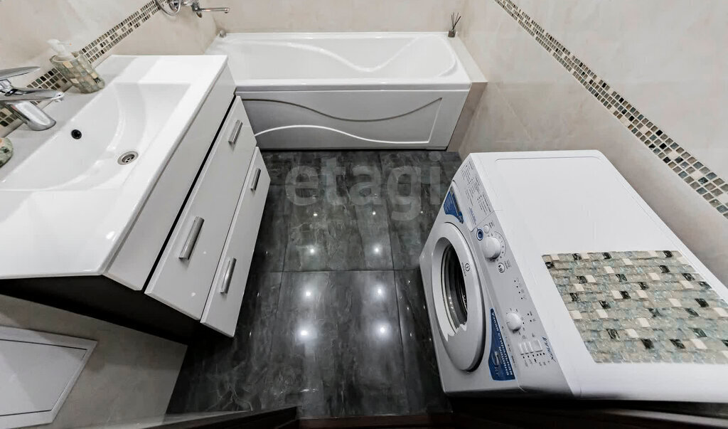 квартира г Тюмень ул Николая Семенова 27к/2 фото 22