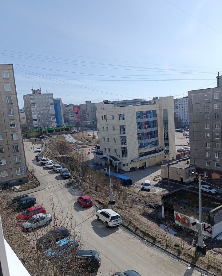 квартира г Мурманск р-н Октябрьский ул Карла Маркса 42 фото 3